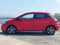 Used Toyota Yaris 100 HP (73 kW) 2020 Red Hatchback