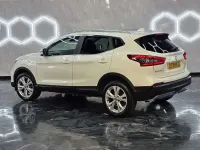 Used Nissan Qashqai N-Connecta 110 HP (80 kW) 2018 White SUV