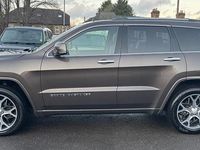 Used Jeep Grand Cherokee Overland 250 HP (183 kW) 2019 Brown SUV