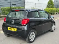 Usado Citroën C1 Touch 68 CV (50 kW) 2015 Negro Utilitario