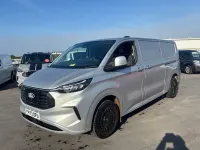 Używany Ford Transit Custom Limited 136 KM (100 kW) 2024 Srebrny Van