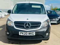 Usado Mercedes Citan 109 94 HP (69 kW) 2020 Preto