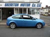 Used Ford Focus Zetec 2009 Blue Hatchback