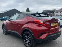 Begagnad Toyota C-HR Edition 120 HK (88 kW) 2018 Röd SUV