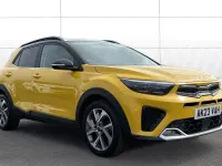 Used Kia Stonic GT-Line S 120 HP (88 kW) 2023 Yellow SUV