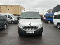used Renault Master LM35dCi 125 LONG WHEEL BASE DISABLED REAR HYDRAULIC LIFT