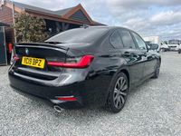 Usado BMW 320 Comfort Edition 190 CV (139 kW) 2019 Negro Berlina