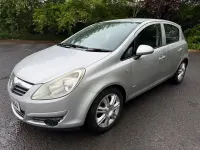 Usado Vauxhall Corsa Club 89 HP (65 kW) 2008 Prateado Citadino