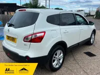Used Nissan Qashqai Acenta+ 110 HP (80 kW) 2013 White SUV