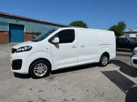 Used Vauxhall Vivaro Sportive 100 HP (73 kW) 2020 White MPV