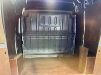 Used Peugeot Boxer 130 HP (95 kW) 2018 Silver Van