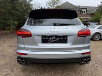 Używany Porsche Cayenne 2014 Srebrny SUV