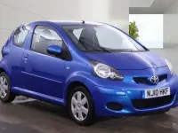 Used Toyota Aygo 68 HP (50 kW) 2010 Blue Hatchback