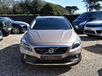 Begagnad Volvo V40 2014 Brun Halvkombi