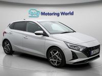 Używany Hyundai i20 Premium 101 KM (74 kW) 2025 Szary Hatchback