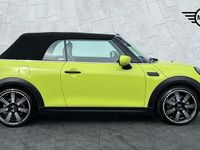 Used Mini Cooper Exclusive 134 HP (98 kW) 2023 Yellow Hatchback