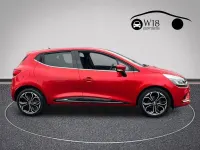 Used Renault Clio Iconic 90 HP (66 kW) 2019 Red Hatchback