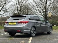 Used Hyundai i40 Premium 141 HP (103 kW) 2017 Silver Estate