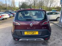 Używany Renault Scénic III Dynamique 110 KM (80 kW) 2013 Czerwony Minivan