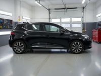 Used Renault Clio IV Dynamique 2016 Black Hatchback