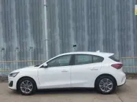 Used Ford Focus Titanium 155 HP (114 kW) 2023 White Hatchback