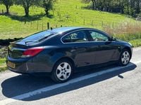 Begagnad Vauxhall Insignia 2013 Svart Halvkombi