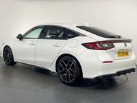 Begagnad Honda Civic Advance 2024 Vit Halvkombi