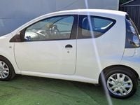 Used Citroën C1 VTR Sport 68 HP (50 kW) 2011 White Hatchback
