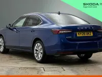 Nuevo Skoda Superb SE L 150 CV (110 kW) 2026 Azul Utilitario