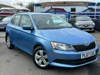 Usado Skoda Fabia SE 110 HP (80 kW) 2018 Azul Citadino