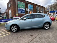 used Vauxhall Astra 1.6 16v SRi Hatchback 5dr Petrol Manual Euro 5 (115 ps)