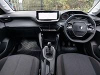 Used Peugeot 208 Style 101 HP (74 kW) 2025 White Hatchback