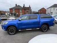 Used Toyota HiLux 150 HP (110 kW) 2016 Blue Pickup