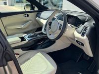 Used Aston Martin DBX 550 HP (404 kW) 2021 Silver SUV