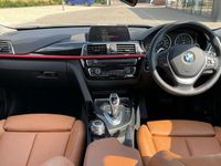 Used BMW 320 Sport Line 181 HP (133 kW) 2019 Silver Estate