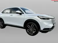 Used Honda HR-V Elegance 131 HP (96 kW) 2022 White SUV