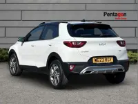 Used Kia Stonic GT-Line S 117 HP (86 kW) 2023 White SUV