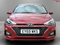 Käytetty Hyundai i20 Premium 101 HP (74 kW) 2020 Viistoperä