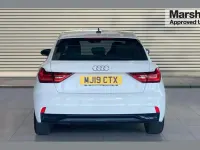 Used Audi A1 Sport 95 HP (69 kW) 2019 White SUV
