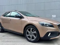 Used Volvo V40 2016 Bronze Hatchback