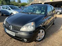 Used Renault Clio Expression 98 HP (72 kW) 2003 Black Hatchback