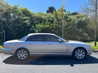 Usado Jaguar XJ SE 2004 Prateado Sedan