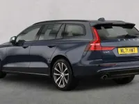 Used Volvo V60 Momentum 163 HP (119 kW) 2021 Blue Estate