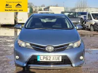 Used Toyota Auris Multidrive S 132 HP (97 kW) 2013 Blue Hatchback