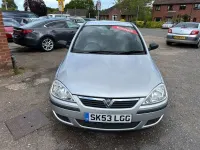 Usado Vauxhall Corsa 59 HP (43 kW) 2003 Prateado Citadino