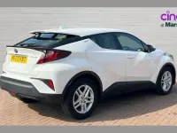 Used Toyota C-HR 120 HP (88 kW) 2023 White SUV