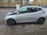Gebraucht Toyota Aygo X-play 69 PS (50 kW) 2017 Silber Kleinwagen