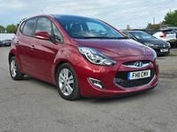 Used Hyundai ix20 Style 123 HP (90 kW) 2011 Red Hatchback
