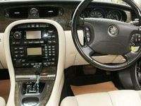 Used Jaguar XJ6 240 HP (176 kW) 2003 Sedan