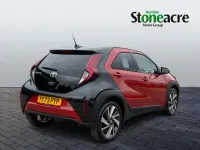 Used Toyota Aygo X 72 HP (52 kW) 2023 Red SUV